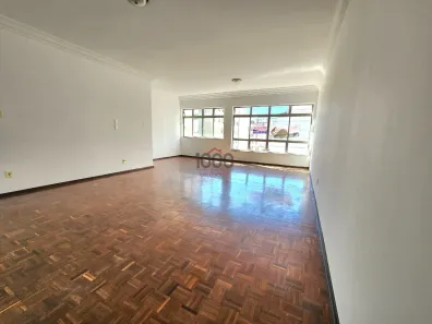 Apartamento com 4 Quartos à venda, 189m² no Centro, Juiz de Fora