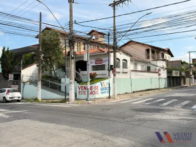 Imóvel Comercial com 4 Quartos à venda, 190m² no Centro, Betim