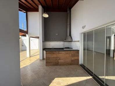 Casa com 3 Quartos para alugar, 168m² no Saúde, Mogi Mirim