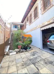 Casa com 2 Quartos à venda, 75m² no Santa Amélia, Belo Horizonte