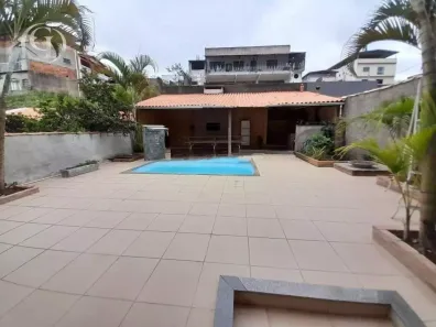Casa com 4 Quartos à venda, 350m² no Parque Independência III, Juiz de Fora
