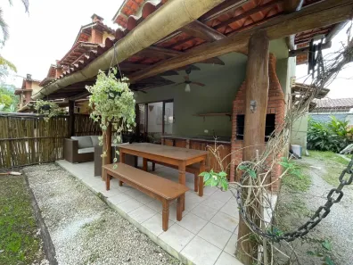 Casa de Condomínio com 4 Quartos para venda ou aluguel, 160m² no Camburi, São Sebastião