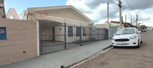 Casa com 3 Quartos à venda, 250m² no Jardim Tangará, São Carlos