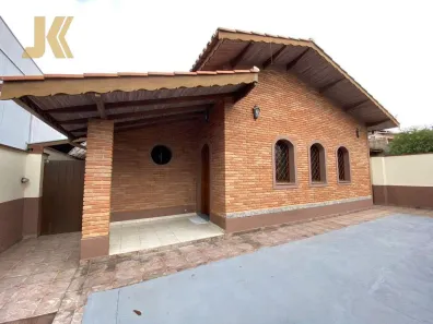 Casa com 3 Quartos para venda ou aluguel, 180m² no Jardim Sonia, Jaguariúna