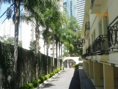 Casa de Condomínio com 3 Quartos para alugar, 180m² no Vila Andrade, São Paulo