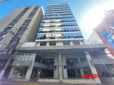 Apartamento com 2 Quartos para alugar, 78m² no Centro, Florianópolis