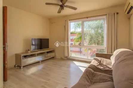 Apartamento com 2 Quartos à venda, 65m² no Jardim do Salso, Porto Alegre