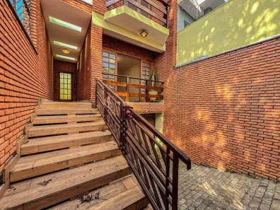 Sobrado com 4 Quartos à venda, 218m² no Jardim Paraíso, São Paulo