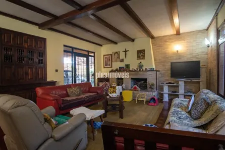 Casa com 5 Quartos para alugar, 377m² no Santo Amaro, São Paulo