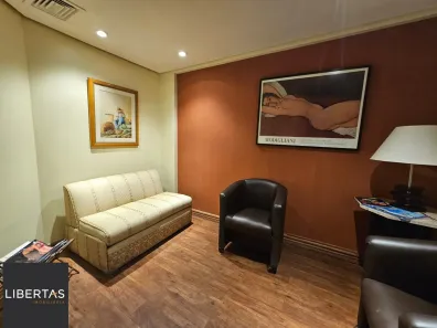 Sala Comercial com 2 Quartos à venda, 47m² no Moinhos de Vento, Porto Alegre