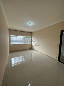Casa com 2 Quartos à venda, 91m² no Vila Aprazível, Jacareí