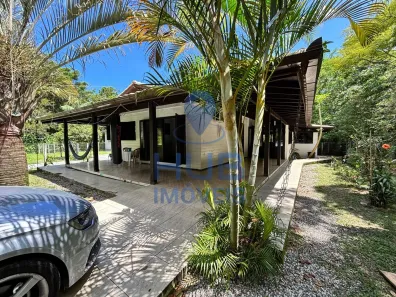 Casa com 3 Quartos para alugar, 150m² no Pântano do Sul, Florianópolis