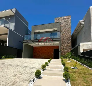 Casa de Condomínio com 3 Quartos à venda, 170m² no Cézar de Souza, Mogi das Cruzes
