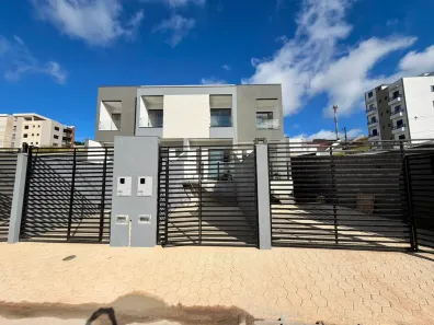 Casa com 2 Quartos à venda, 115m² no Cerâmica, Juiz de Fora
