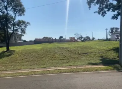 Lote/Terreno à venda, 450m² no Condomínio Riviera de Santa Cristina XIII, Paranapanema