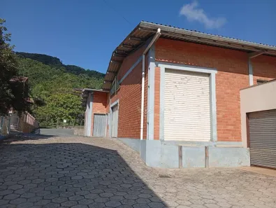 Galpão/Depósito/Armazém para alugar, 407m² no Testo Salto, Blumenau