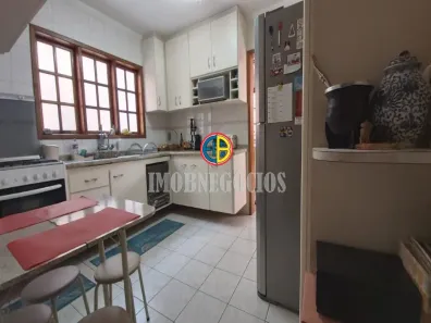 Casa com 5 Quartos à venda, 251m² no Vila Anhangüera, São Paulo
