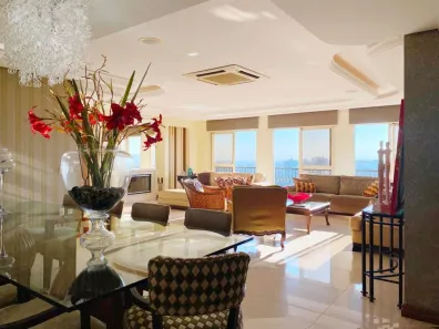 Apartamento com 4 Quartos à venda, 374m² no Três Figueiras, Porto Alegre