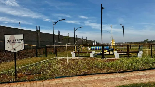Lote/Terreno à venda, 200m² no Parque Brasil 500, Paulínia