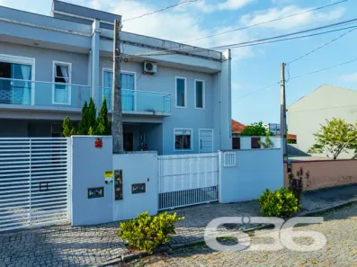 Sobrado com 3 Quartos à venda, 100m² no Floresta, Joinville