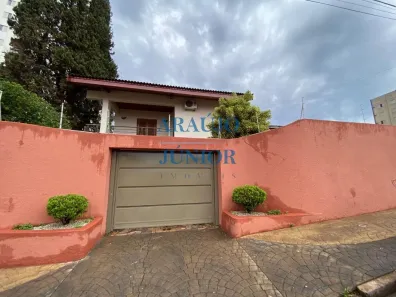 Sobrado com 4 Quartos para alugar, 590m² no Vila Santa Catarina, Americana