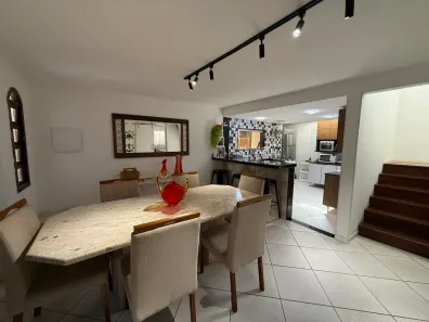 Casa de Condomínio com 3 Quartos à venda, 170m² no , Armação dos Búzios