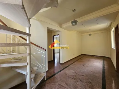Cobertura com 3 Quartos para alugar, 100m² no Centro, Divinópolis