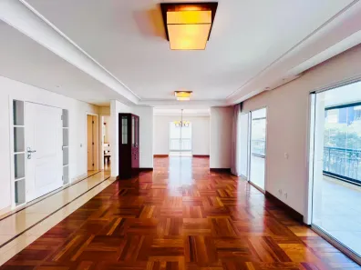 Apartamento com 4 Quartos à venda, 245m² no Vila Uberabinha, São Paulo