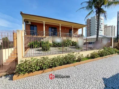 Sobrado com 3 Quartos à venda, 320m² no , Tijucas