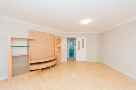 Apartamento com 3 Quartos para alugar, 106m² no Água Verde, Curitiba