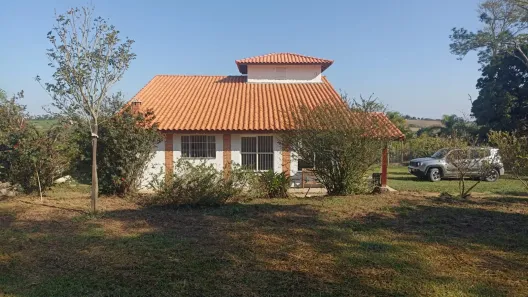 Fazenda/Sítio com 3 Quartos à venda, 215m² no , Araçoiaba da Serra
