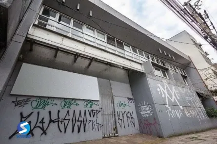 Prédio Comercial com 6 Quartos à venda, 1152m² no Rio Branco, Porto Alegre