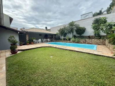 Casa com 3 Quartos à venda, 330m² no Itaguaçu, Florianópolis