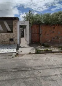 Casa com 2 Quartos à venda, 30m² no Campo Limpo, Feira de Santana