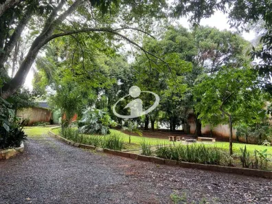 Fazenda/Sítio com 4 Quartos à venda, 182m² no Mansões Aeroporto, Uberlândia