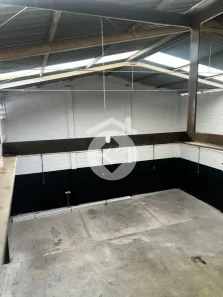 Galpão/Depósito/Armazém para alugar, 272m² no Nossa Senhora das Graças, Uberlândia