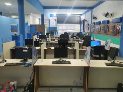 Galpão/Depósito/Armazém à venda, 370m² no Conceição, Diadema
