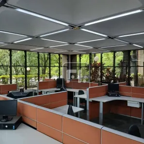 Sala Comercial para alugar, 550m² no Green Valley Alphaville, Barueri