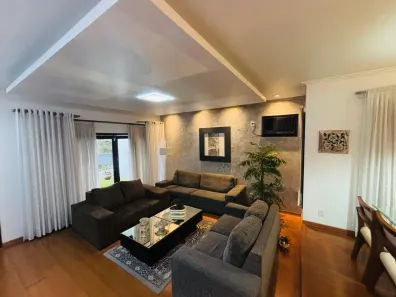 Casa com 3 Quartos à venda, 203m² no Atiradores, Joinville