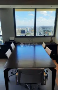 Sala Comercial à venda, 56m² no Três Figueiras, Porto Alegre