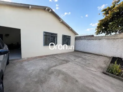 Casa com 3 Quartos à venda, 170m² no Vila Itatiaia, Goiânia