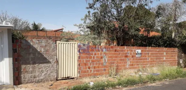 Lote/Terreno para alugar, 70m² no Centro, Araraquara