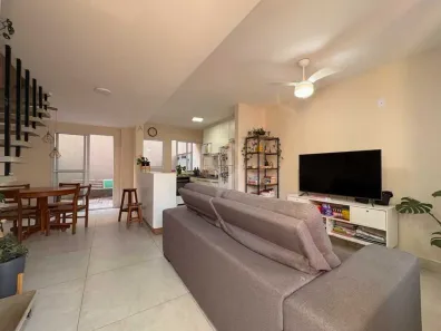 Casa de Condomínio com 2 Quartos à venda, 81m² no Loteamento Santo Antônio, Itatiba