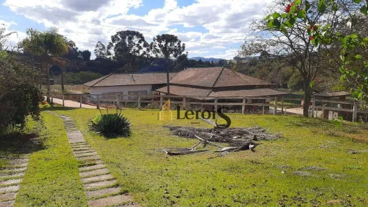 Fazenda/Sítio com 6 Quartos à venda, 300m² no , Pedra Bela
