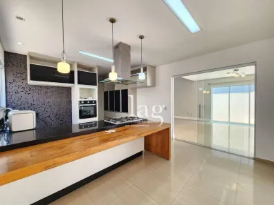 Casa de Condomínio com 3 Quartos à venda, 297m² no Bairro da Vossoroca, Sorocaba