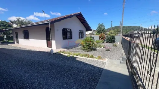 Casa com 3 Quartos à venda, 120m² no Fátima, Joinville