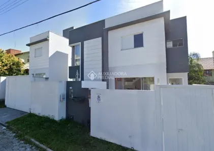 Casa com 2 Quartos à venda, 96m² no Rio Tavares, Florianópolis