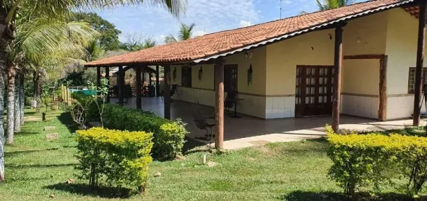 Fazenda/Sítio com 3 Quartos à venda, 32000m² no Chácaras Retiro, Goiânia