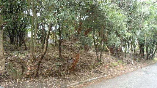 Lote/Terreno à venda, 523m² no Pousada dos Bandeirantes, Carapicuíba