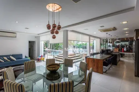 Casa com 3 Quartos à venda, 492m² no Parque Residencial Alcântara, Londrina